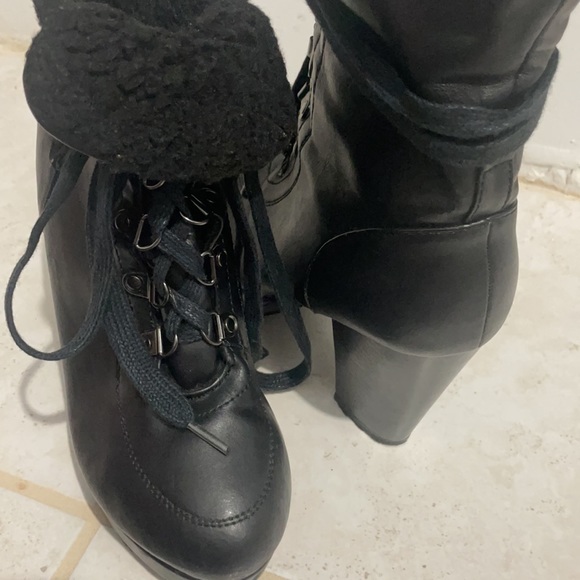 Bamboo heeled boots - Picture 5 of 5